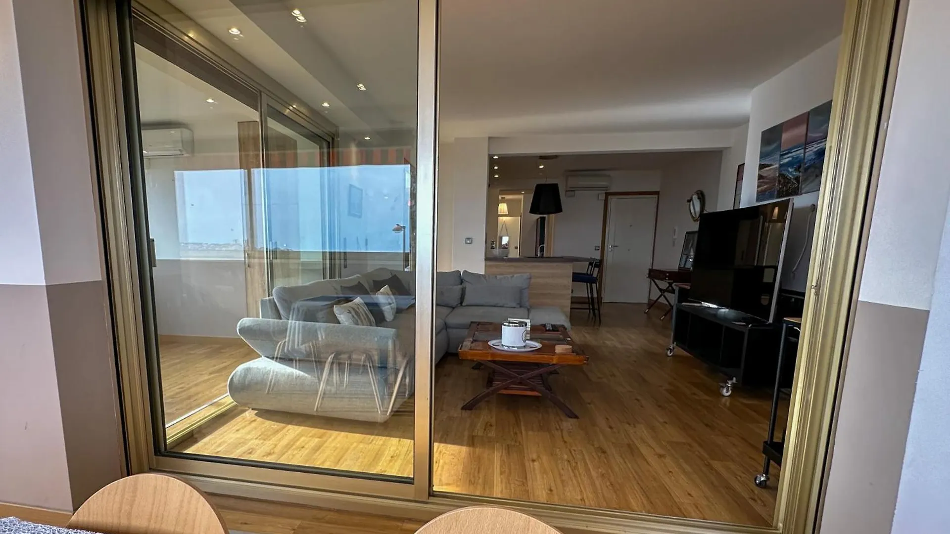 Apartment Vue Mer, Face Port, Proximite Centre Et Plage Antibes
