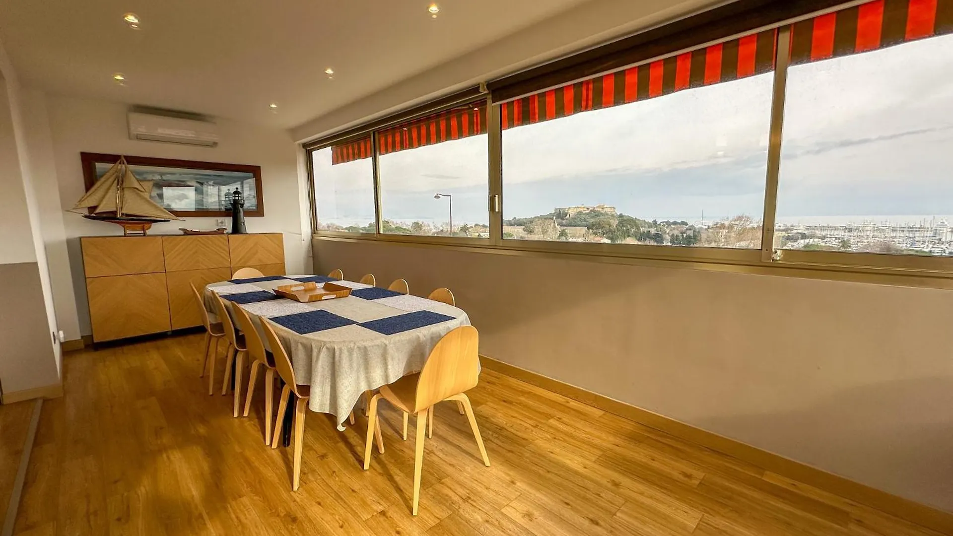 Vue Mer, Face Port, Proximite Centre Et Plage Antibes Apartment