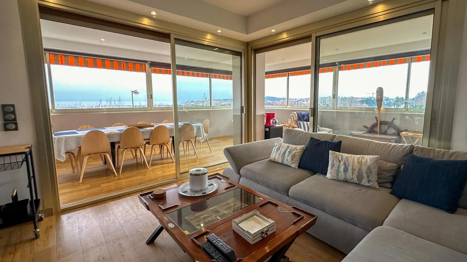 Vue Mer, Face Port, Proximite Centre Et Plage Antibes Apartment