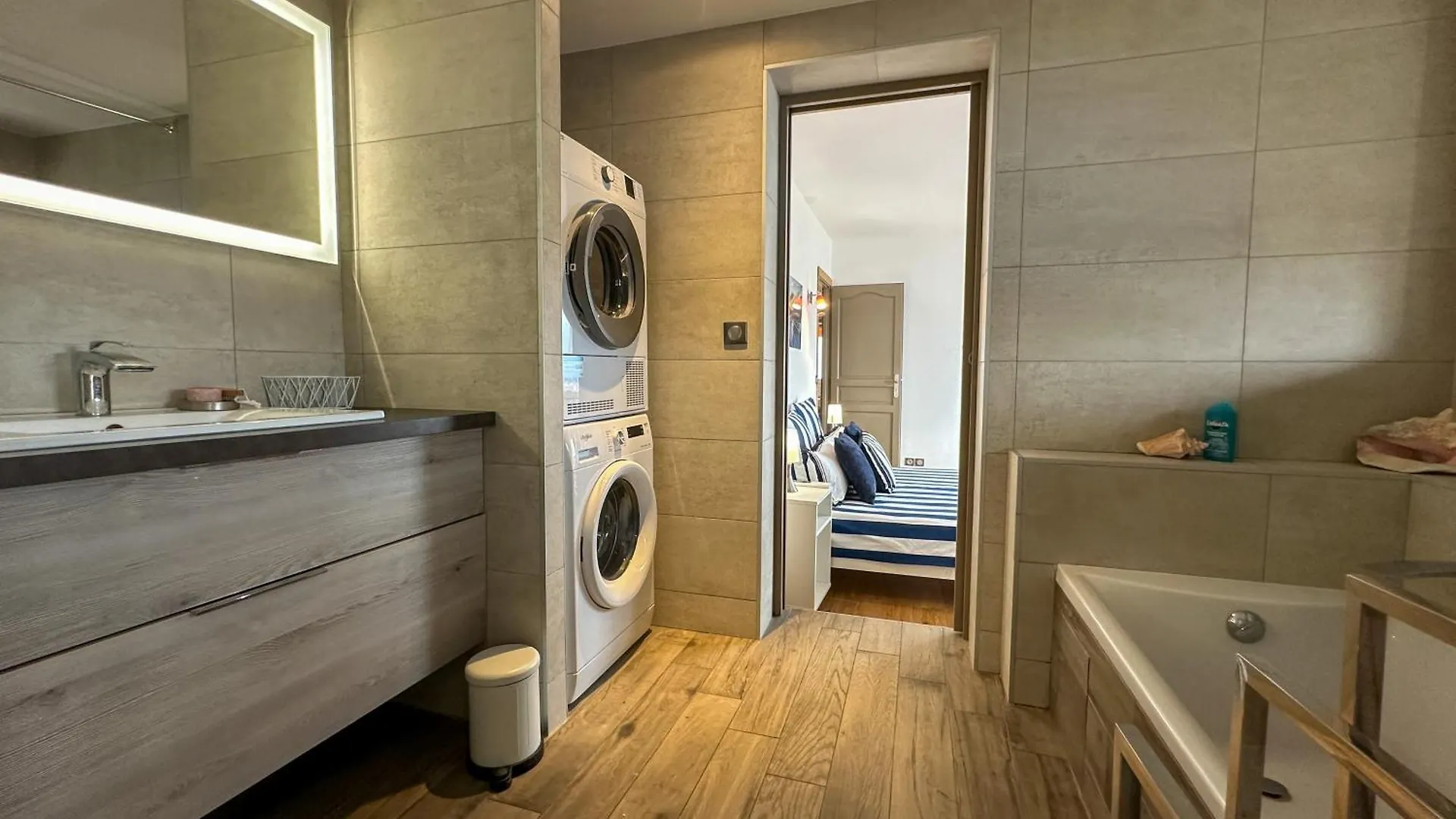 Vue Mer, Face Port, Proximite Centre Et Plage Antibes Apartment